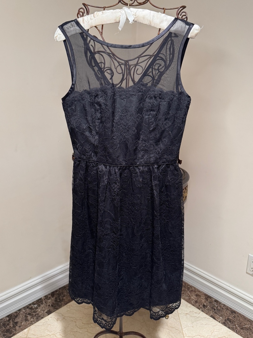 Trina Turk Black Lace Sleeveless Dress